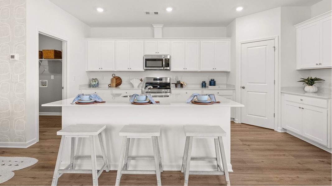 2211 Boston Kitchen 1of3 F1 Base2 050625 2211 Boston Kitchen 1of3 F1 Base2 050625