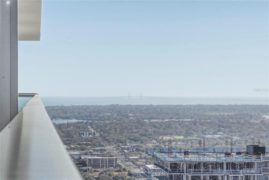 Condo located in St. Petersburg, FL showcasing its design and architecture (Image 19). Condo located in St. Petersburg, FL showcasing its design and architecture (Image 19).