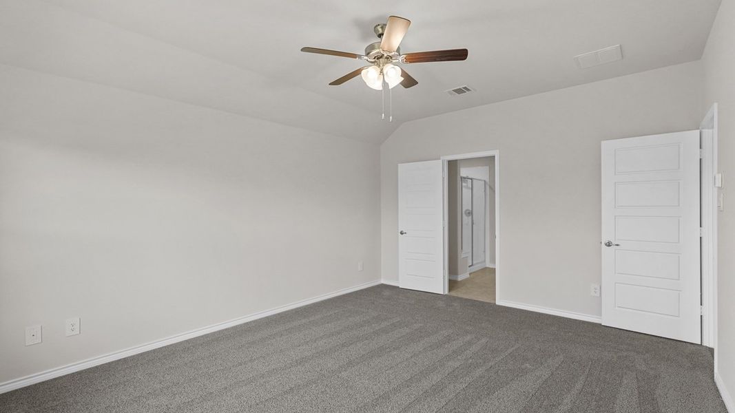 Spacious, unfurnished interior of a new home in Trailstone, Caddo Mills (Image 29).
