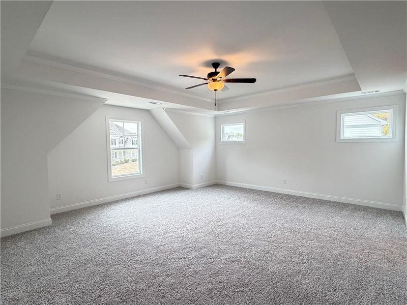 Spacious, unfurnished interior of a new home in , Jefferson (Image 45).