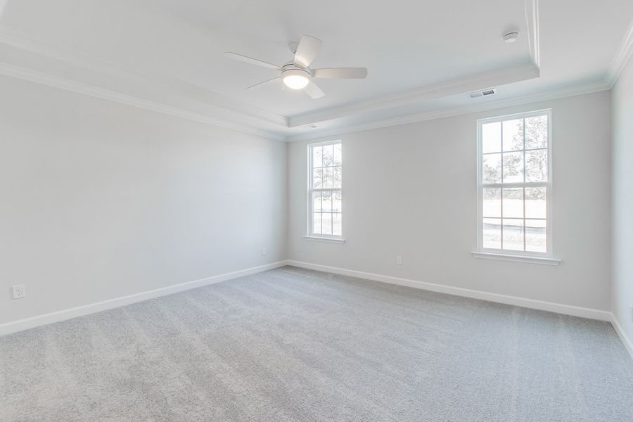 Spacious, unfurnished interior of a new home in Hendrix Farms, Lexington (Image 26).
