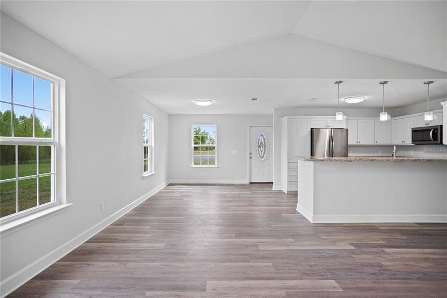 Spacious, unfurnished interior of a new home in , Blountstown (Image 13).