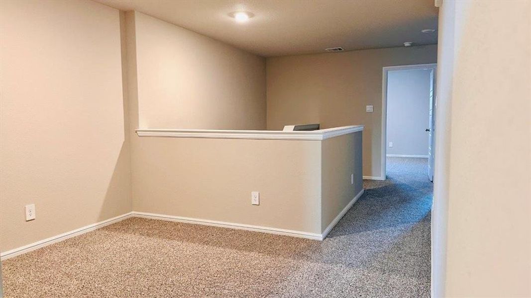 Spacious, unfurnished interior of a new home in Orchard Village, Fort Worth (Image 12). Spacious, unfurnished interior of a new home in Orchard Village, Fort Worth (Image 12).