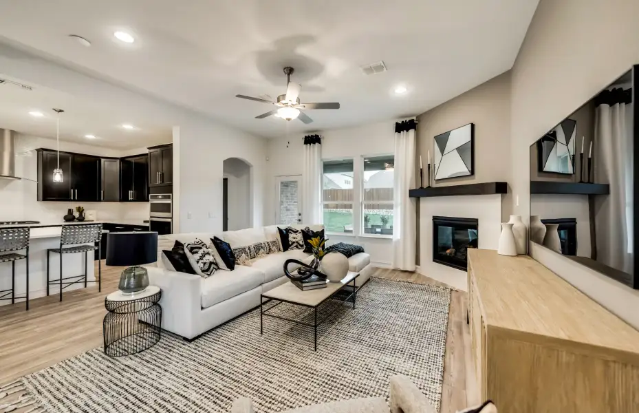 Representative furnished interior of a home built from the Wheeler by Pulte Homes in Spring Branch Preserve, Montgomery (Image 15).