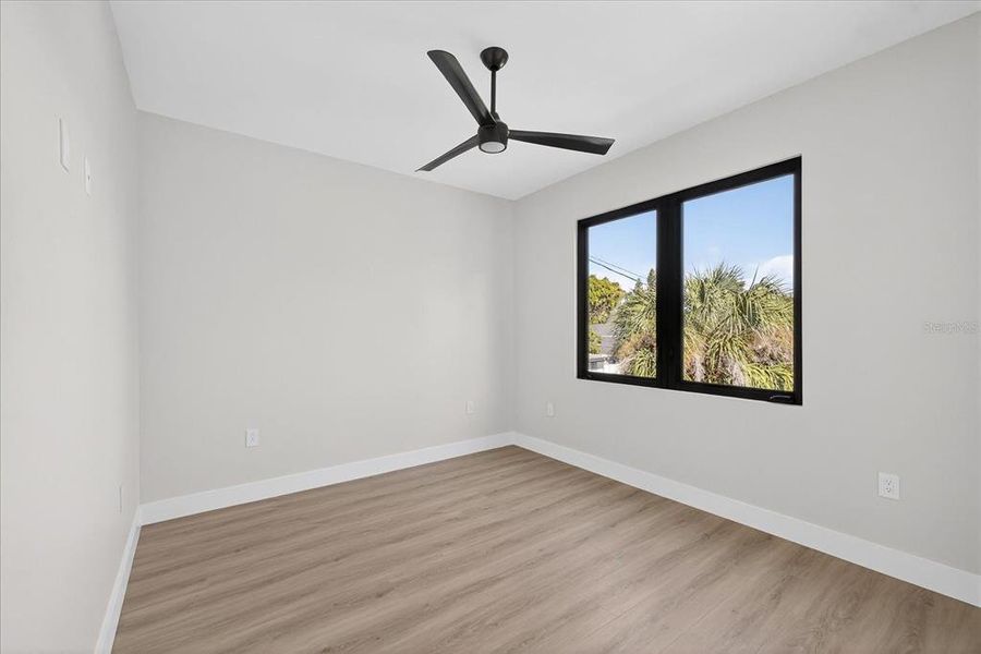 Spacious, unfurnished interior of a new home in , Tampa (Image 51).