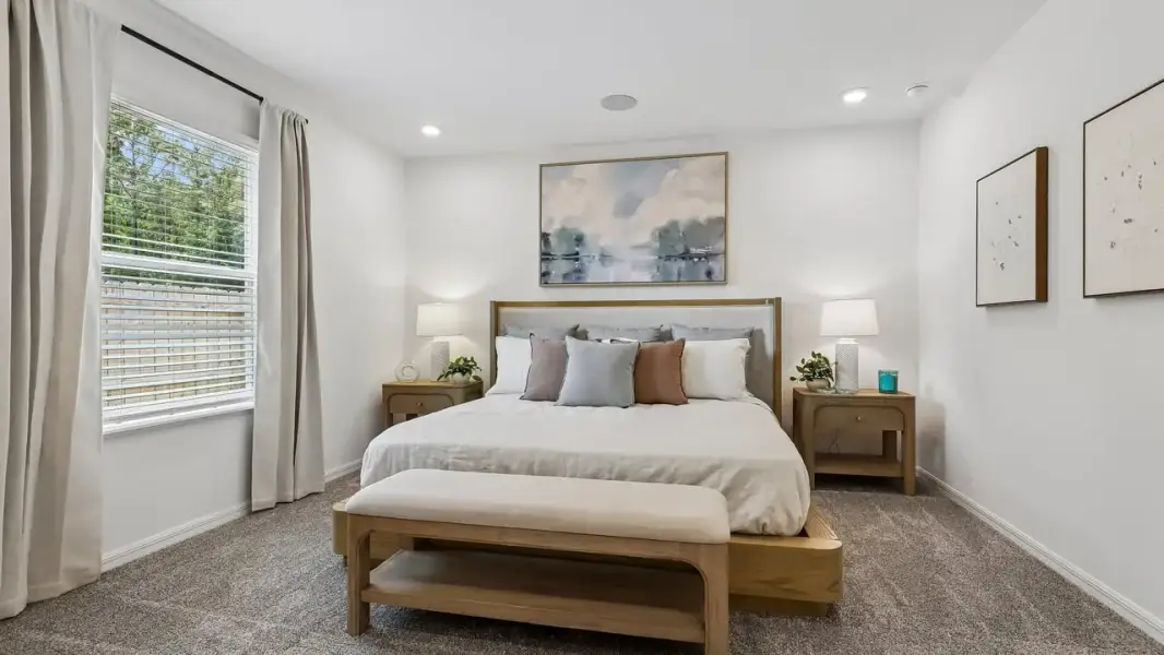 Representative furnished interior of a home built from the Maple by Maronda Homes in Cassie Oaks, Jacksonville (Image 30).