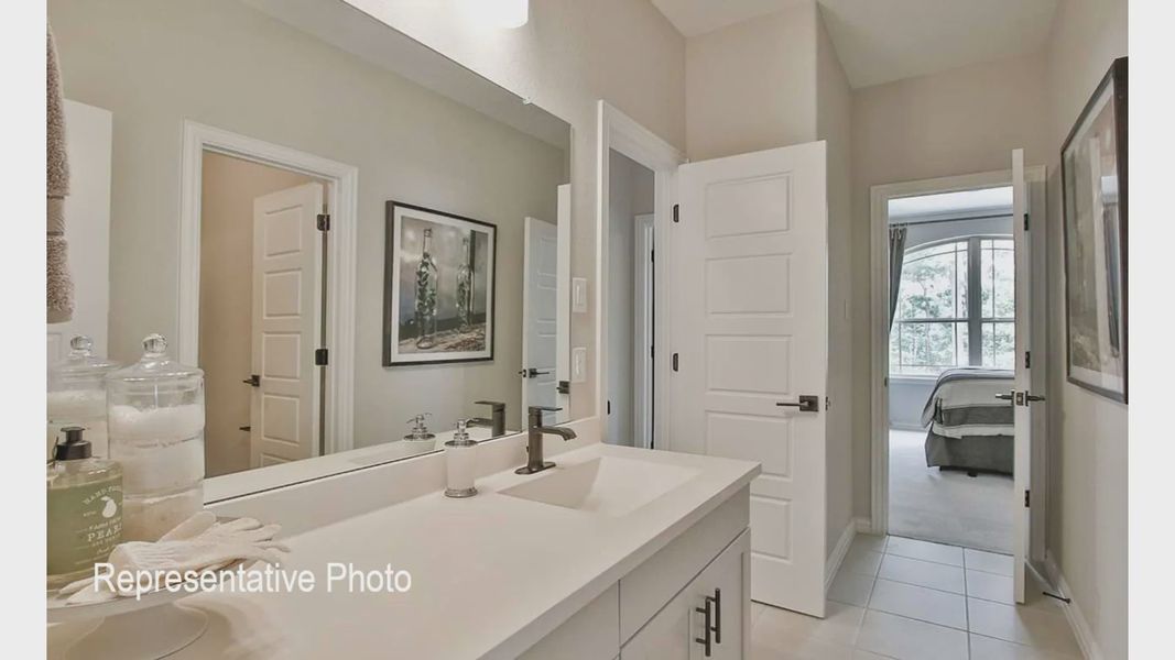 Furnished interior view inside a new home in Hulen Trails, Fort Worth (Image 14).