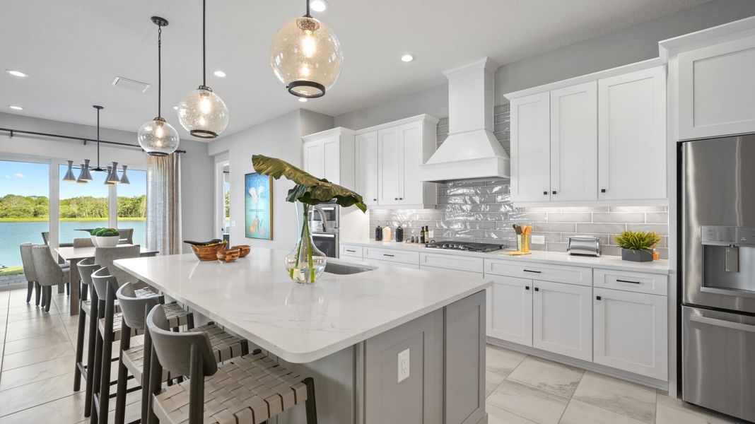 Representative furnished interior of a home built from the Sea Mist by Neal Communities in Vistera of Venice, Venice (Image 7).