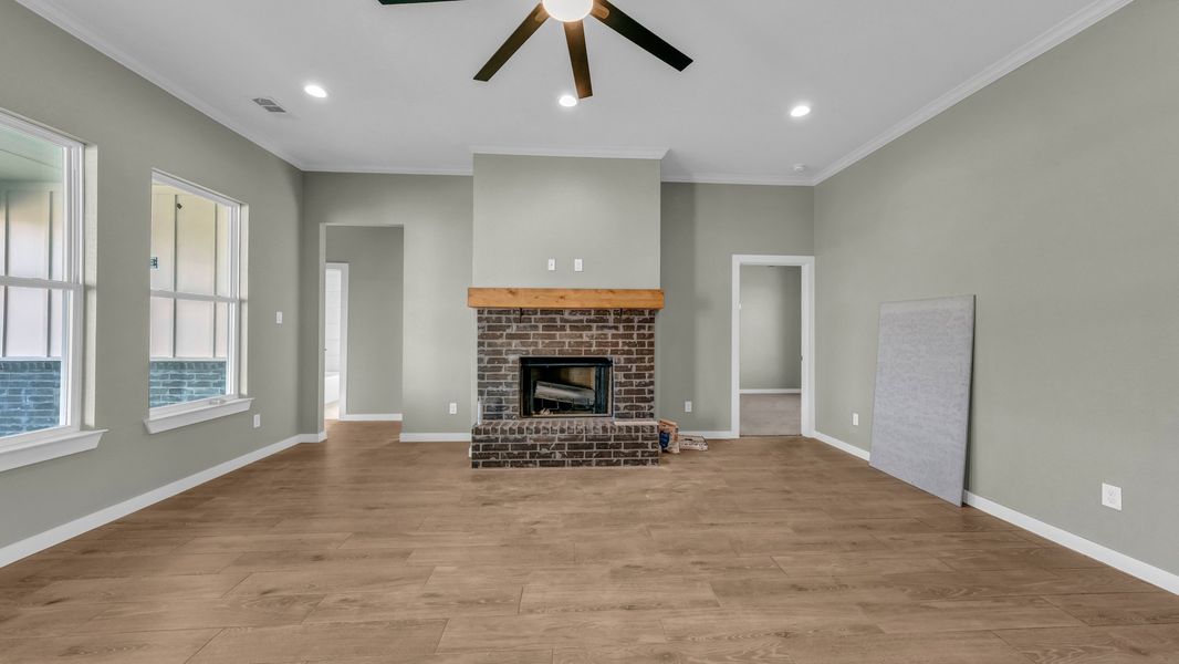 Representative unfurnished interior of a home built from the Jarrett 1 by Zeal Home Builders in Saddle Crest Estates, Weatherford (Image 55).