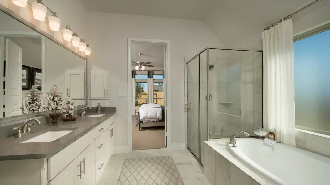 Representative furnished interior of a home built from the 2935W by Perry Homes in Briarley, Montgomery (Image 11).