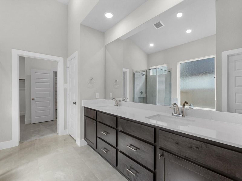 Furnished interior view inside a new home in Jubilee 50′, Hockley (Image 4).