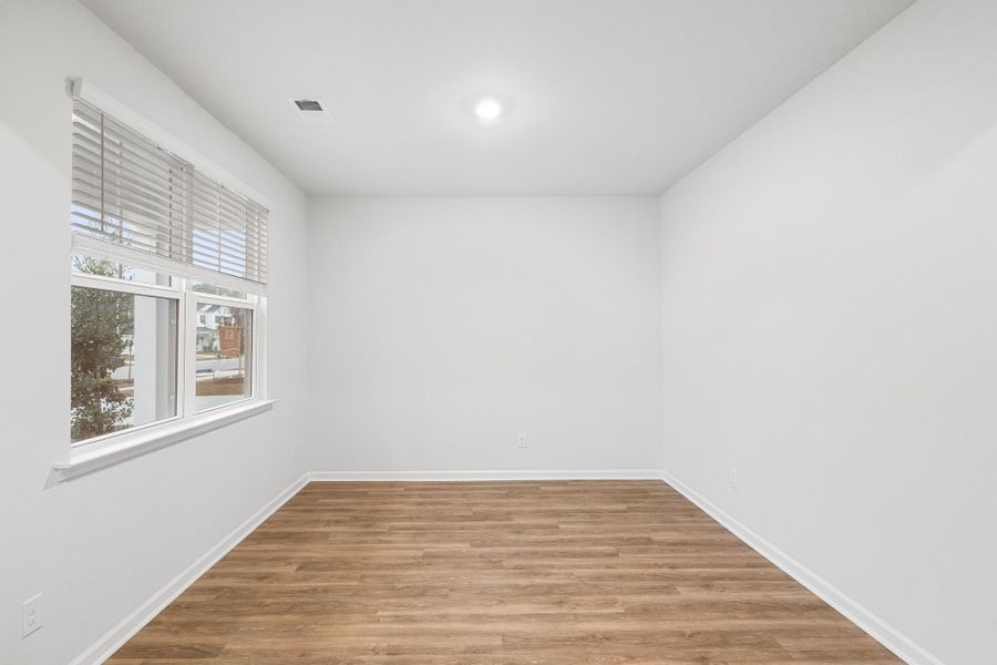 Spacious, unfurnished interior of a new home in The Cove at Mallard Crossing, Summerville (Image 11). Spacious, unfurnished interior of a new home in The Cove at Mallard Crossing, Summerville (Image 11).