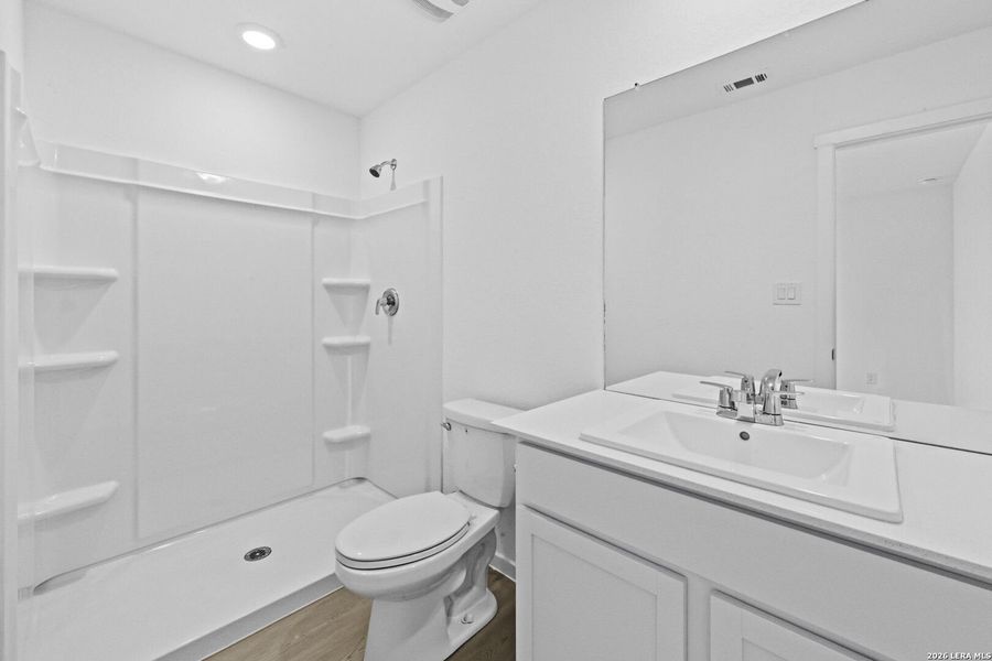 Furnished interior view inside a new home in Spring Grove, St. Hedwig (Image 7).