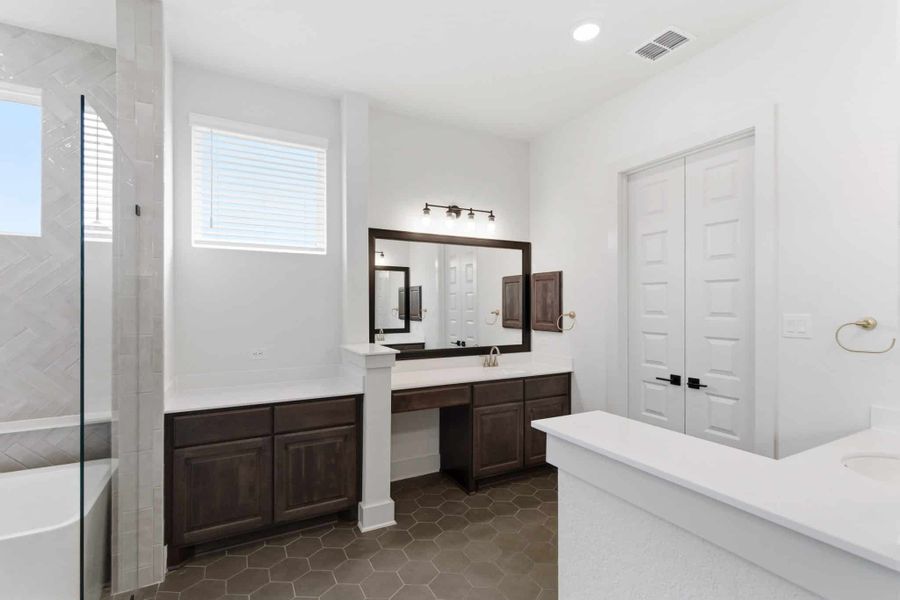 Furnished interior view inside a new home in Regency Ranch, Marion (Image 17).