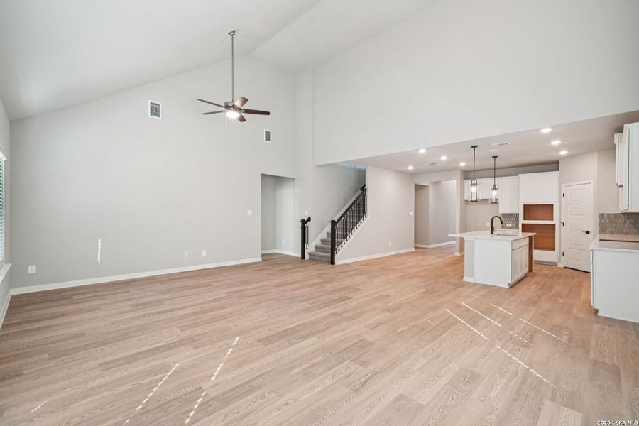 Spacious, unfurnished interior of a new home in Estancia Ranch - Classic Series, San Antonio (Image 20).