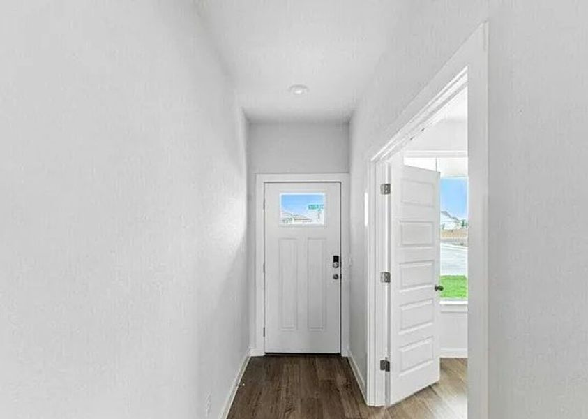 Spacious, unfurnished interior of a new home in August Fields, New Braunfels (Image 16). Spacious, unfurnished interior of a new home in August Fields, New Braunfels (Image 16).