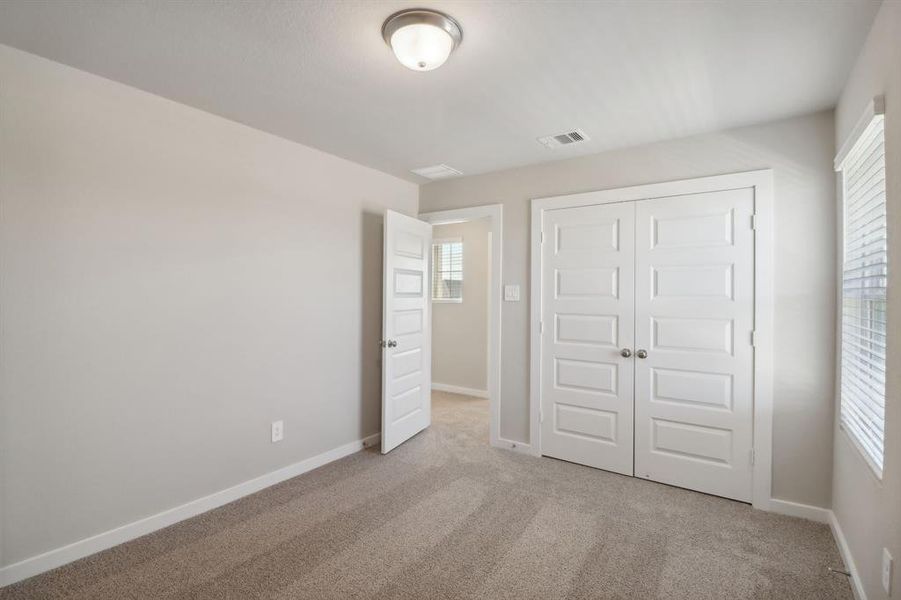 Photo is not of the actual home but is an inspirational photo of builder’s model home and may depict options, furnishings, and/or decorator features that are not included. Photo is not of the actual home but is an inspirational photo of builder’s model home and may depict options, furnishings, and/or decorator features that are not included.