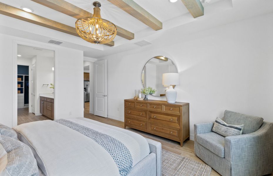 Representative furnished interior of a home built from the Palmary by Del Webb in Del Webb Lakehaven, Clermont (Image 5).