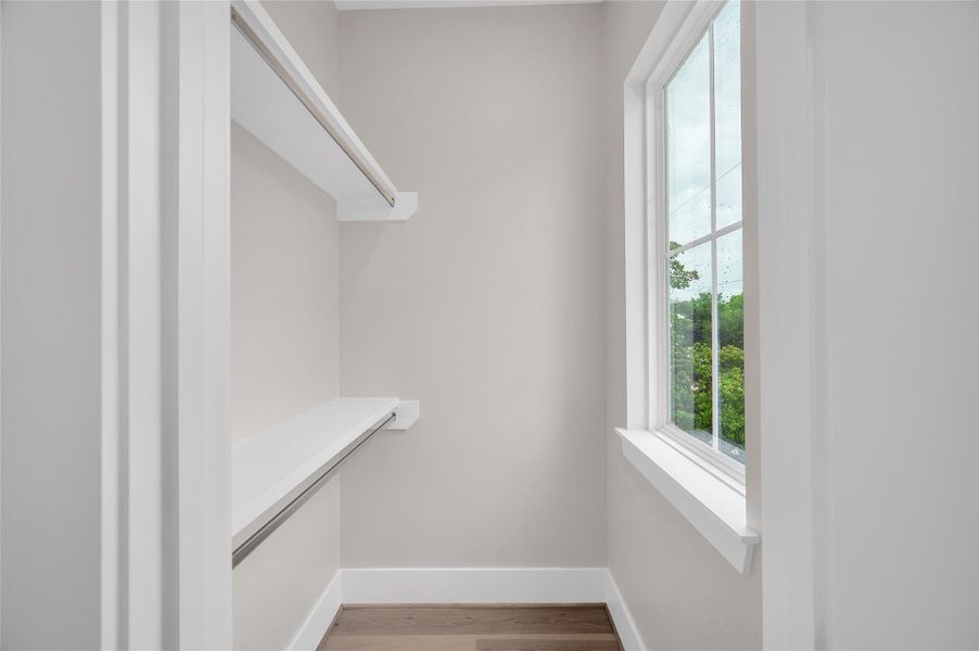 Image 35 of a home in .