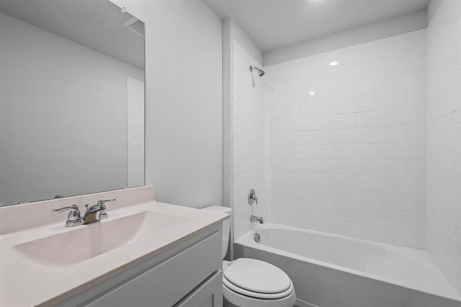 Furnished interior view inside a new home in , Fort Worth (Image 5).