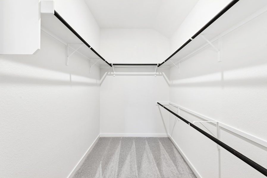 Spacious, unfurnished interior of a new home in University Heights, Round Rock (Image 28).