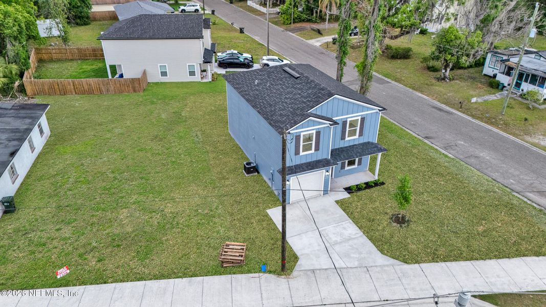Front exterior of a new home in , Green Cove Springs, FL, highlighting curb appeal (Image 23). Front exterior of a new home in , Green Cove Springs, FL, highlighting curb appeal (Image 23).