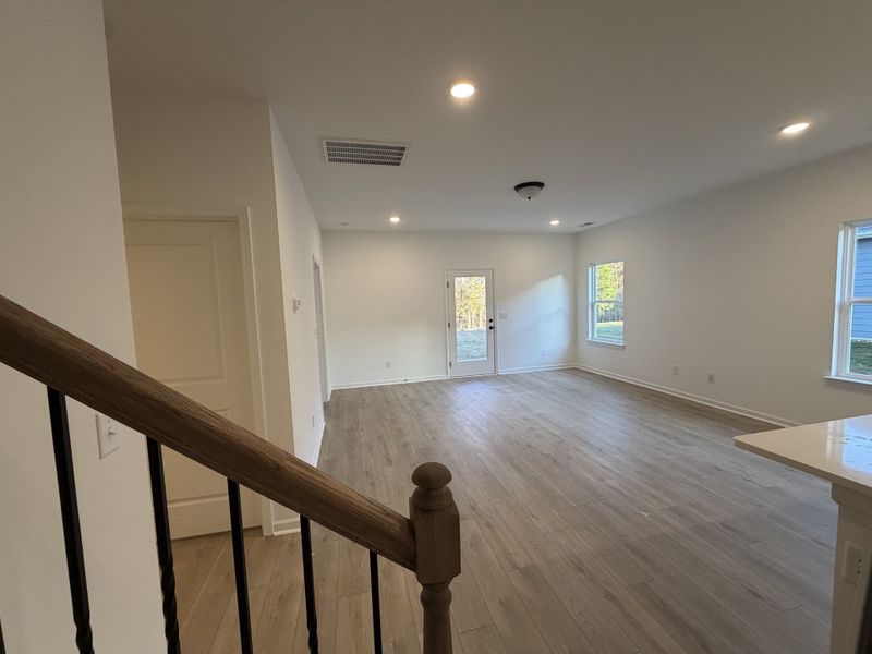 Spacious, unfurnished interior of a new home in Marlin Pointe, White House (Image 12).