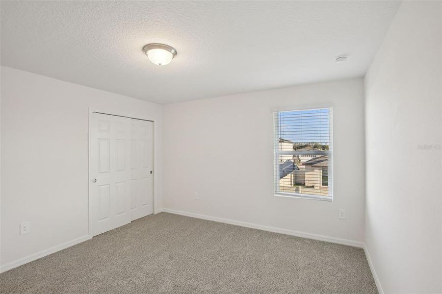 Spacious, unfurnished interior of a new home in , Lake Alfred (Image 16).
