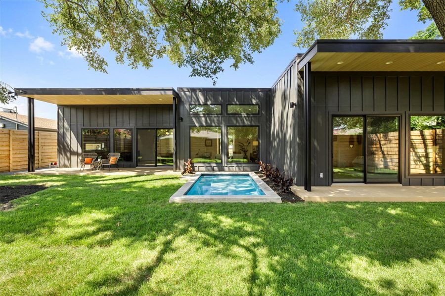 Exterior details and patio area of a home in , Austin (Image 23).