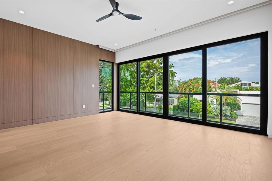 30-web-or-mls-607-ne-17th-ave