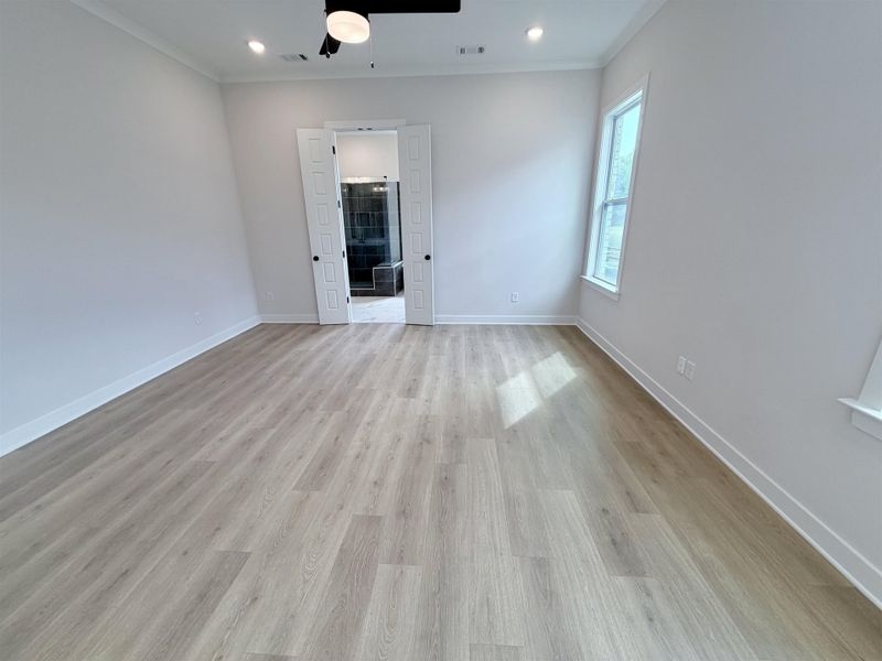Spacious, unfurnished interior of a new home in Lockwood, Collierville (Image 15).