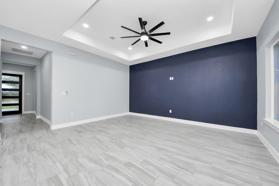 Spacious, unfurnished interior of a new home in , La Porte (Image 19).