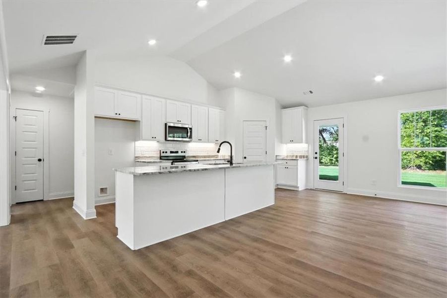 Furnished interior view inside a new home in , Hartwell (Image 10).