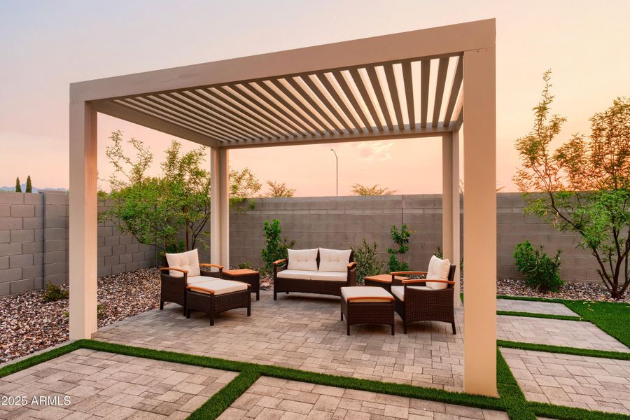 SAMPLE BACK YARD SAMPLE BACK YARD