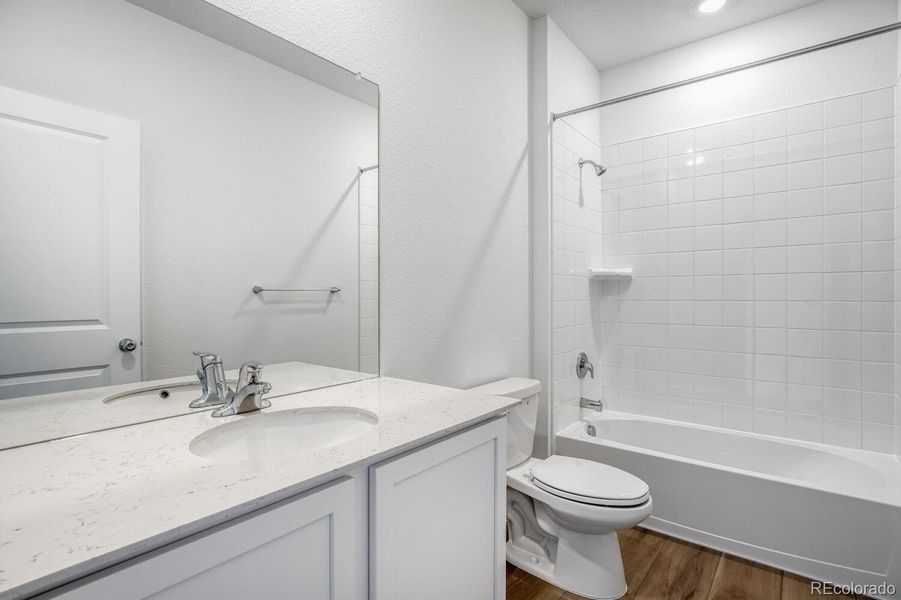 Image 11 of a home in Eastcreek Farm.