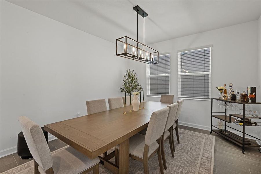 Furnished interior view inside a new home in , Orlando (Image 50).