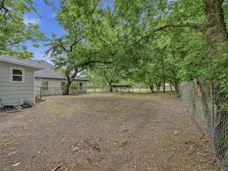 Natural landscape and outdoor views near in Weatherford (Image 25). Natural landscape and outdoor views near in Weatherford (Image 25).
