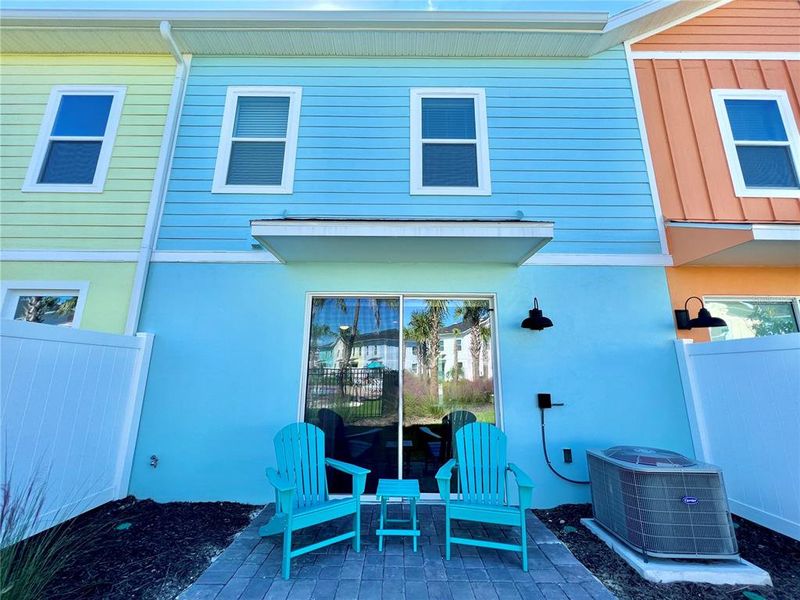 Exterior details and patio area of a home in , Kissimmee (Image 23).