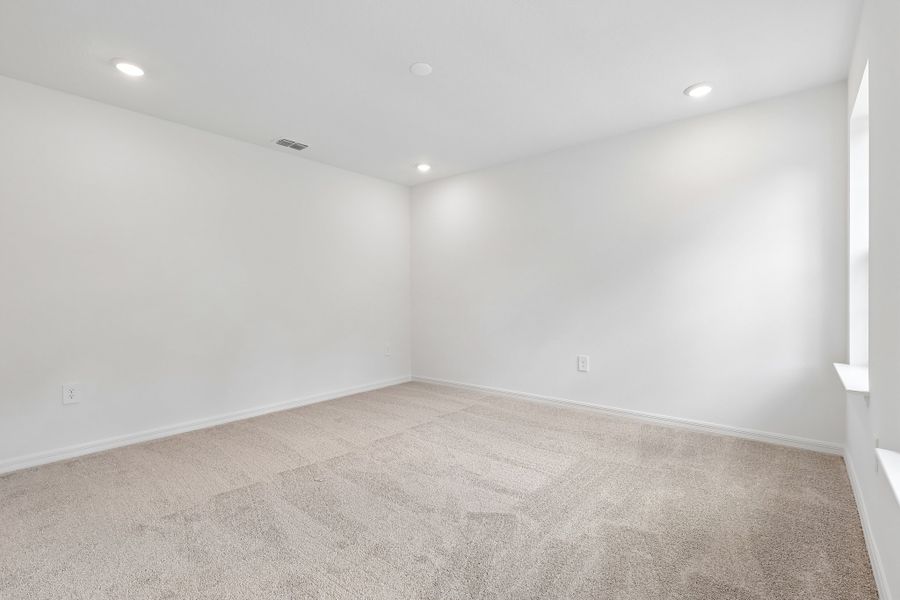 Representative unfurnished interior of a home built from the Florence by Hartizen Homes in Estes Reserve, Eustis (Image 92). Representative unfurnished interior of a home built from the Florence by Hartizen Homes in Estes Reserve, Eustis (Image 92).