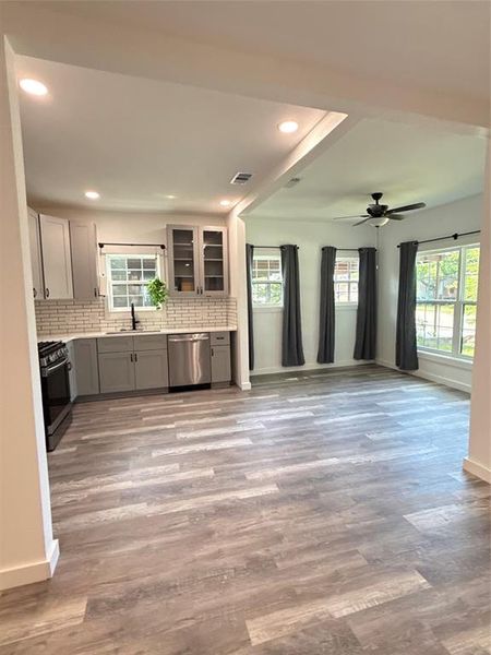Spacious, unfurnished interior of a new home in , Coleman (Image 19).