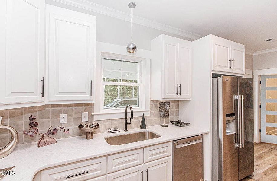 0029-IMG_0030 0029-IMG_0030