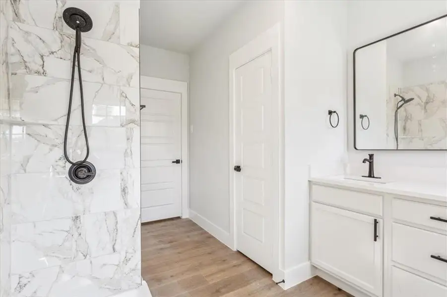 Furnished interior view inside a new home in , Waco (Image 9).