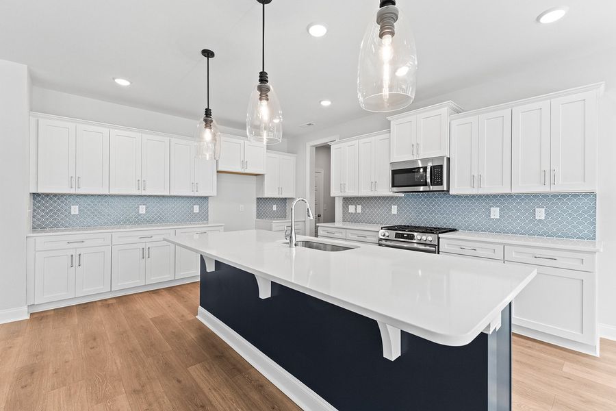 Representative furnished interior of a home built from the The Hampton by RobuckHomes in Stonewall, Hillsborough (Image 89).