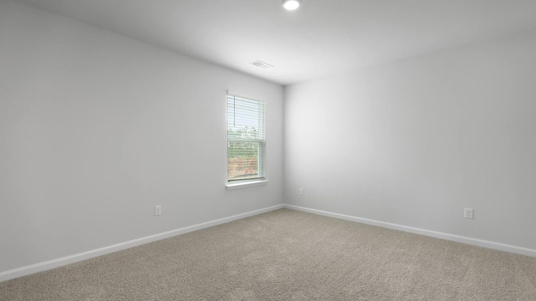 Spacious, unfurnished interior of a new home in Pineview North, Summerville (Image 19).