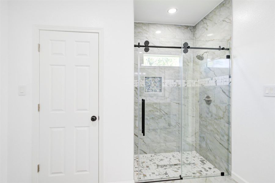 Image 33 of a home in . Image 33 of a home in .