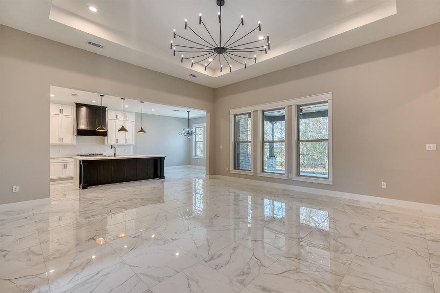 Spacious, unfurnished interior of a new home in , Beaumont (Image 38).