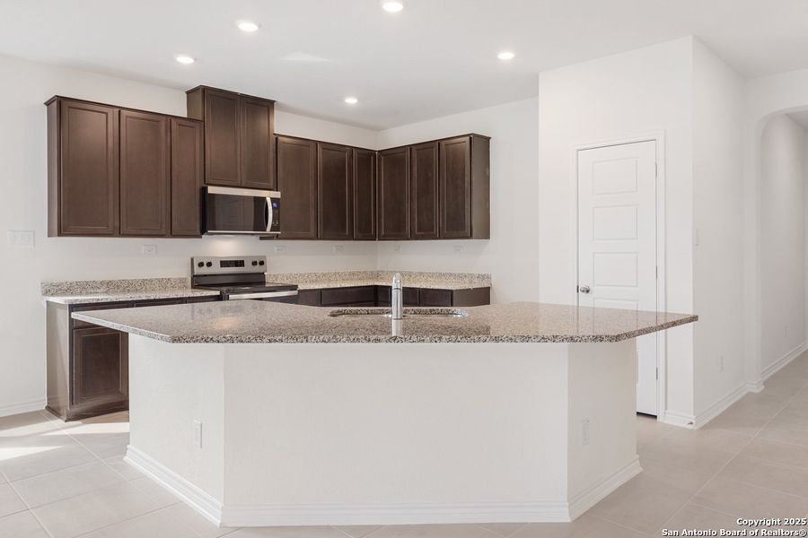 Furnished interior view inside a new home in Hidden Bluffs at TRP, San Antonio (Image 5). Furnished interior view inside a new home in Hidden Bluffs at TRP, San Antonio (Image 5).