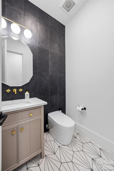 Furnished interior view inside a new home in , Monroe (Image 10).