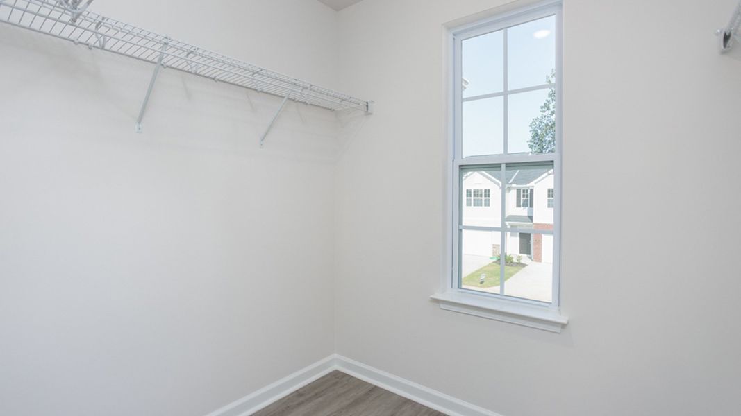 Spacious, unfurnished interior of a new home in Henley Ridge, Graham (Image 21).