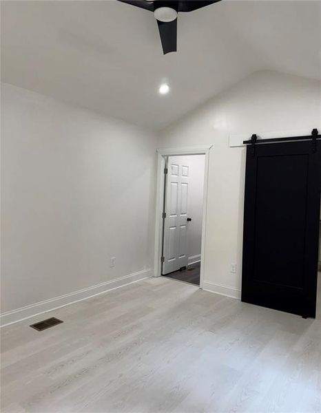 Spacious, unfurnished interior of a new home in , Conyers (Image 25).